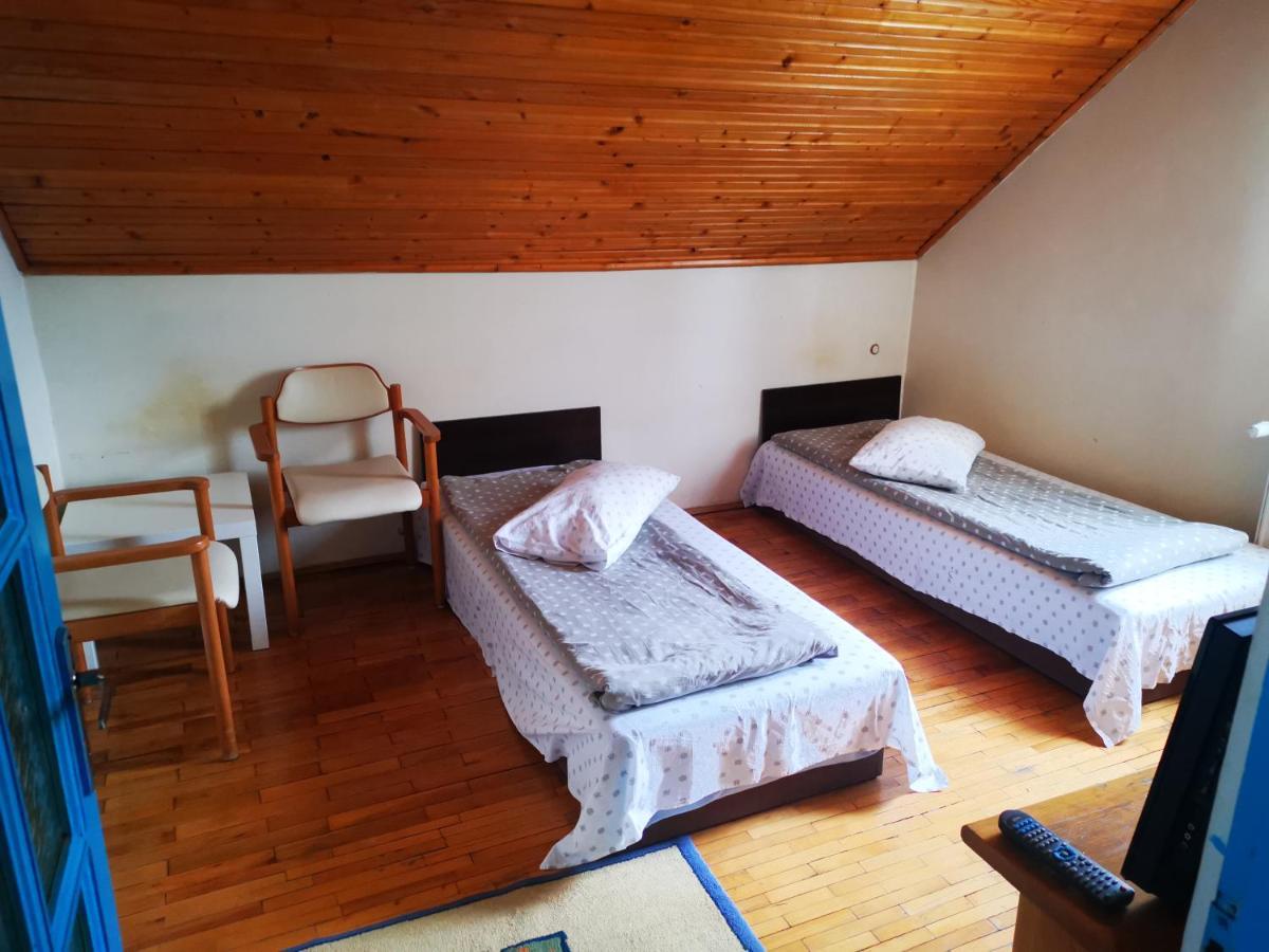 Enjoy Hostel Cluj-Napoca Eksteriør billede