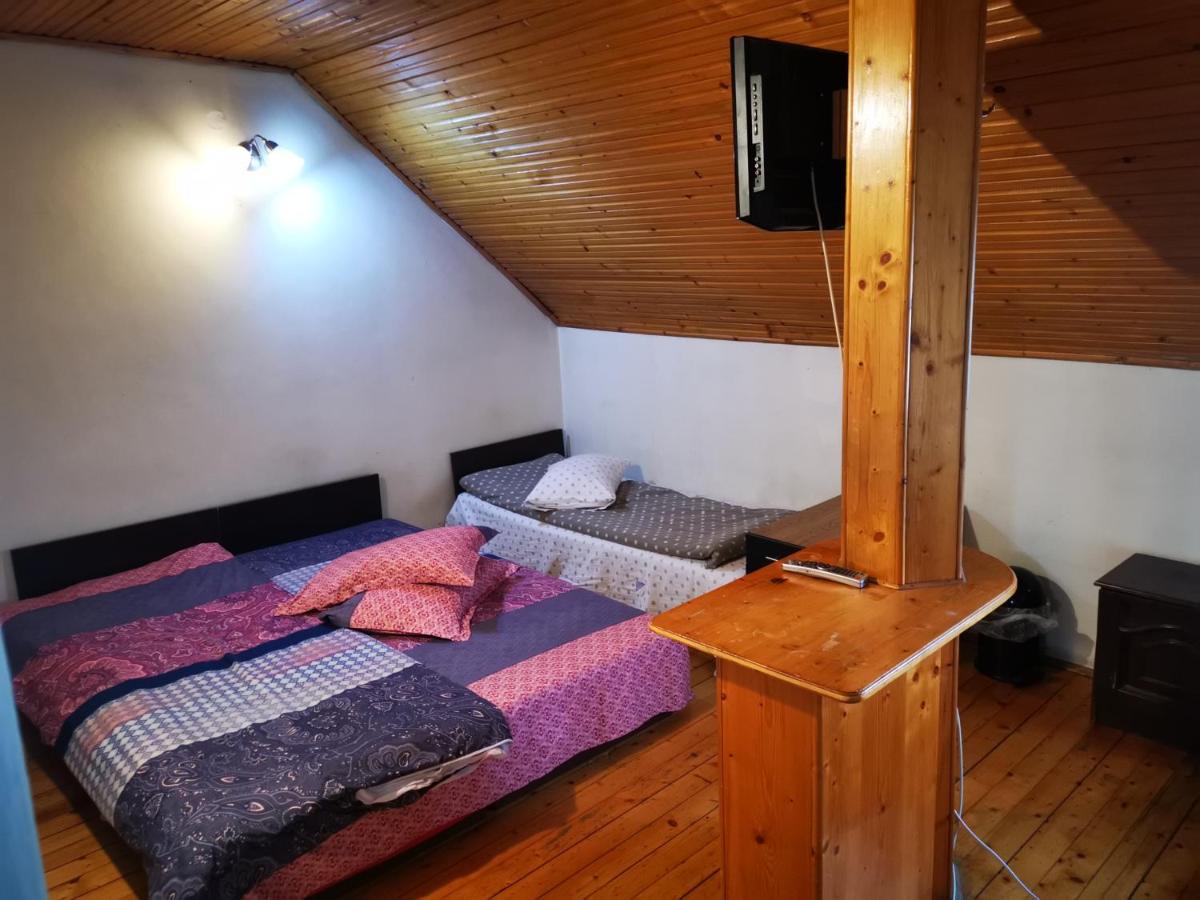 Enjoy Hostel Cluj-Napoca Eksteriør billede